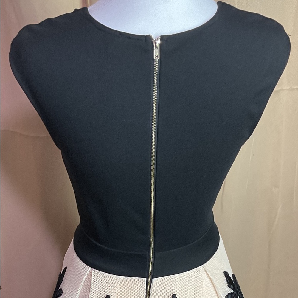 AKIRA Chicago Fit & Flair Dress - Picture 7 of 11